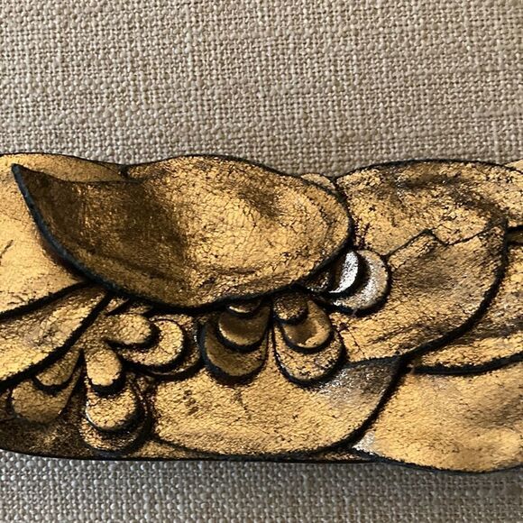 Hoss NWT Leather Belt Bronze Floral Avedon. Size Large - Picture 2 of 8